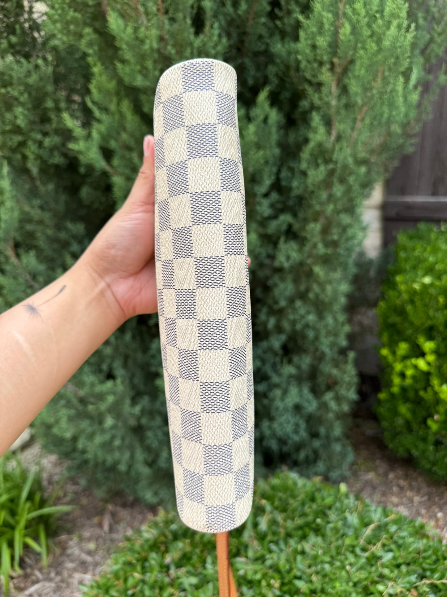 Louis Vuitton Eva Clutch in Damier Azur Canvas