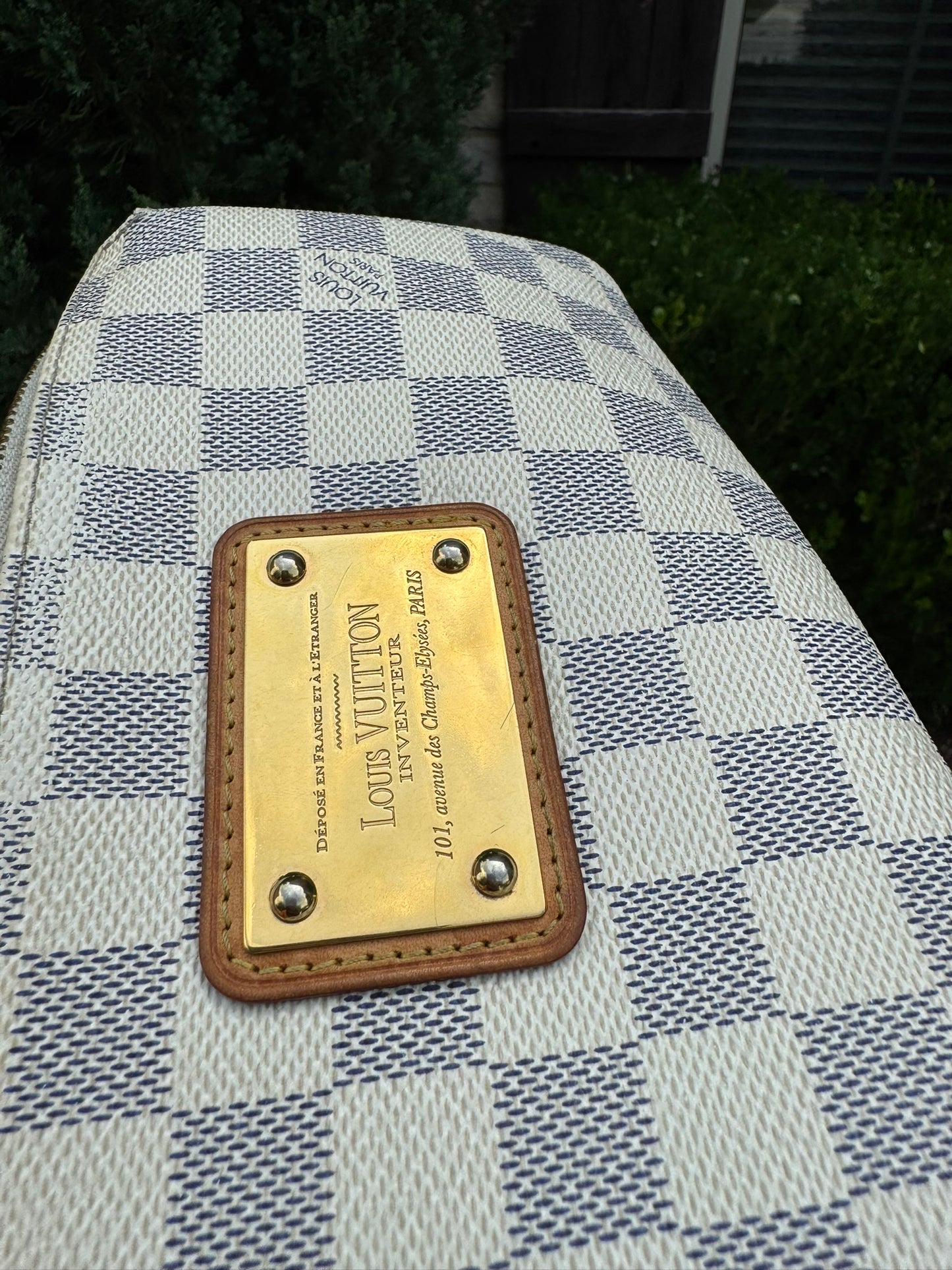 Louis Vuitton Eva Clutch in Damier Azur Canvas