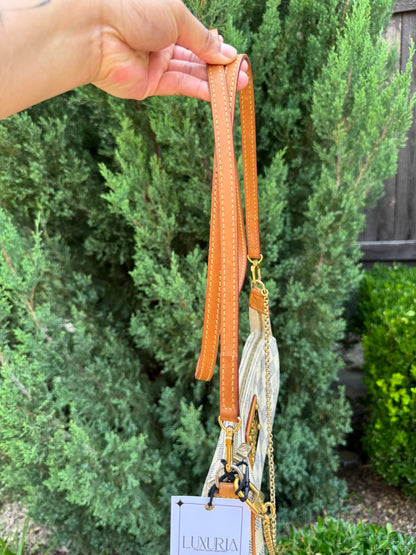 Louis Vuitton Eva Clutch in Damier Azur Canvas