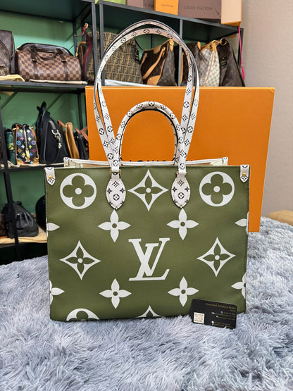 Louis Vuitton OnTheGo GM in Khaki Monogram Giant Canvas