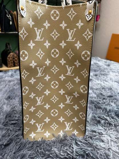 Louis Vuitton OnTheGo GM in Khaki Monogram Giant Canvas