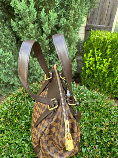 Louis Vuitton Verona MM in Damier Ebene Canvas