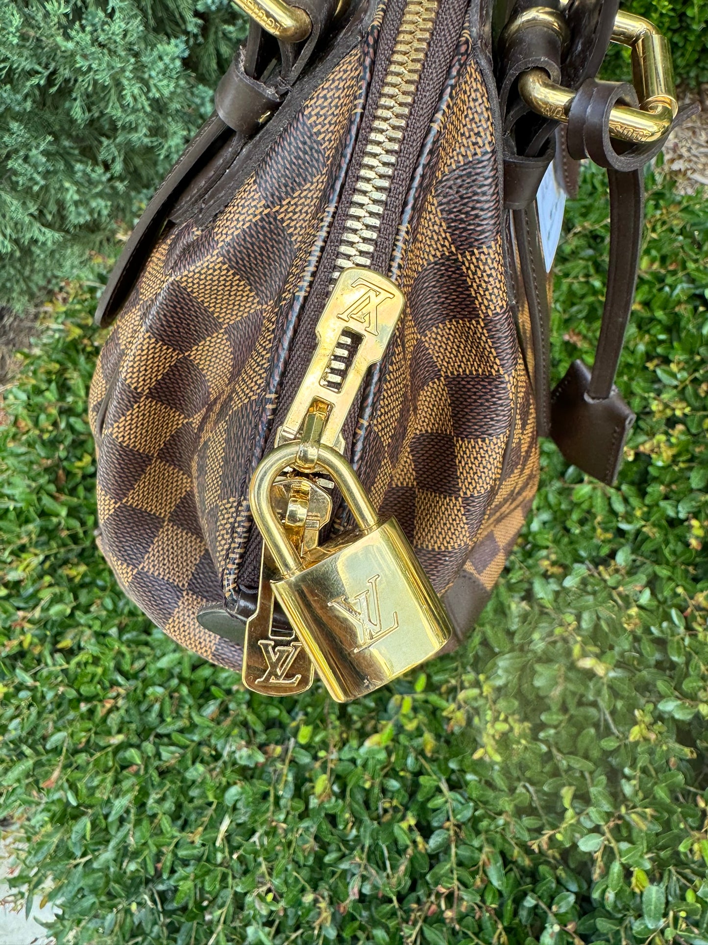 Louis Vuitton Verona MM in Damier Ebene Canvas