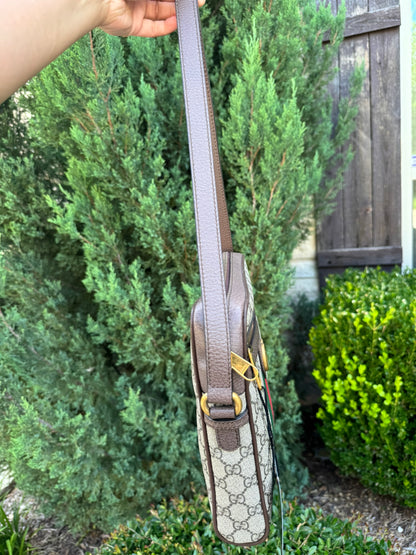 Gucci Ophidia Small Messenger Bag in GG Supreme Canvas