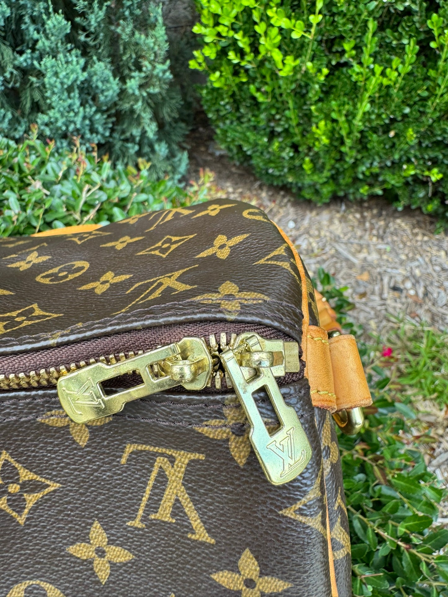 Louis Vuitton Speedy Bandoulière 40