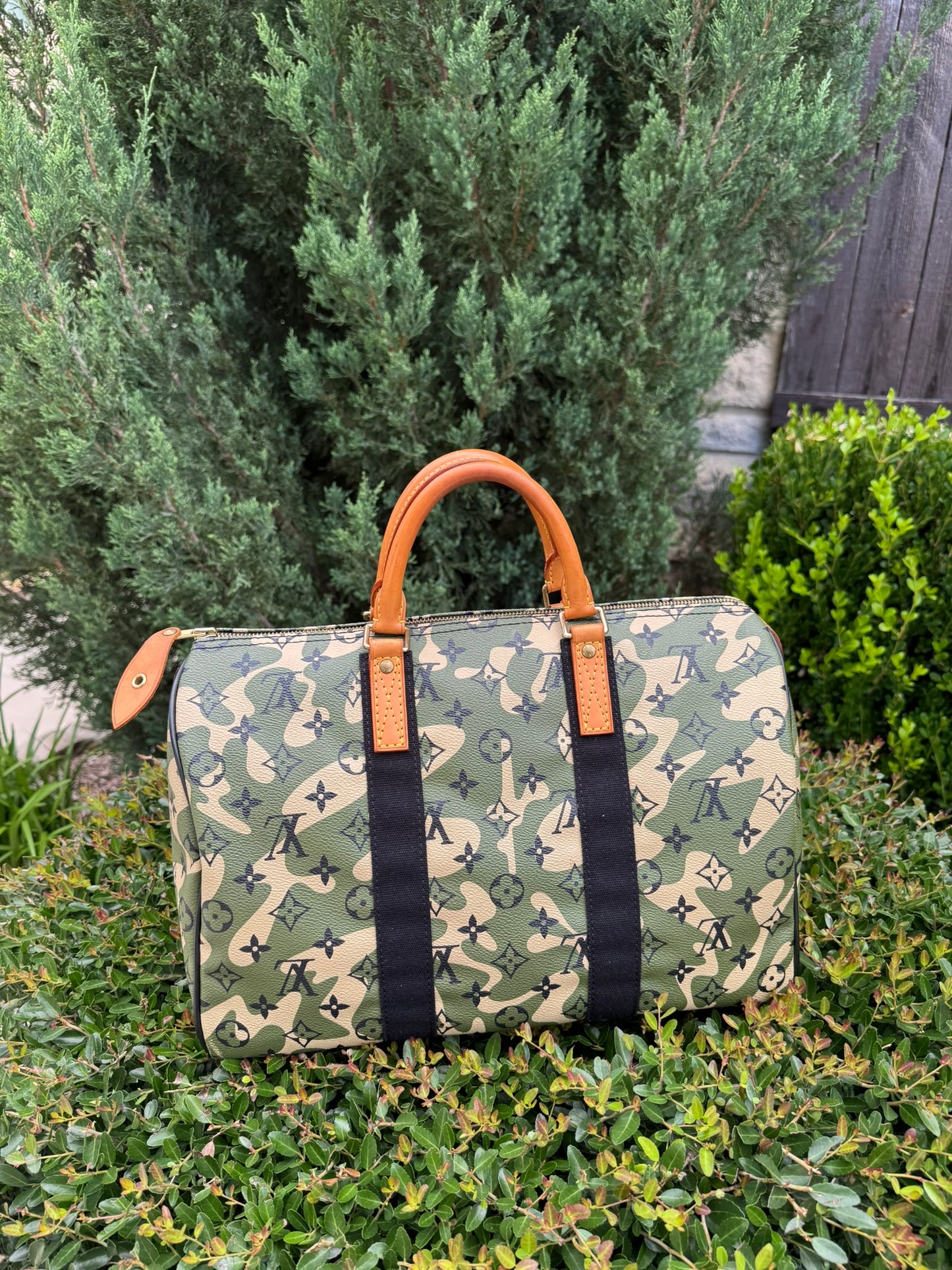 Louis Vuitton Speedy 35 in Monogramouflage Limited Edition