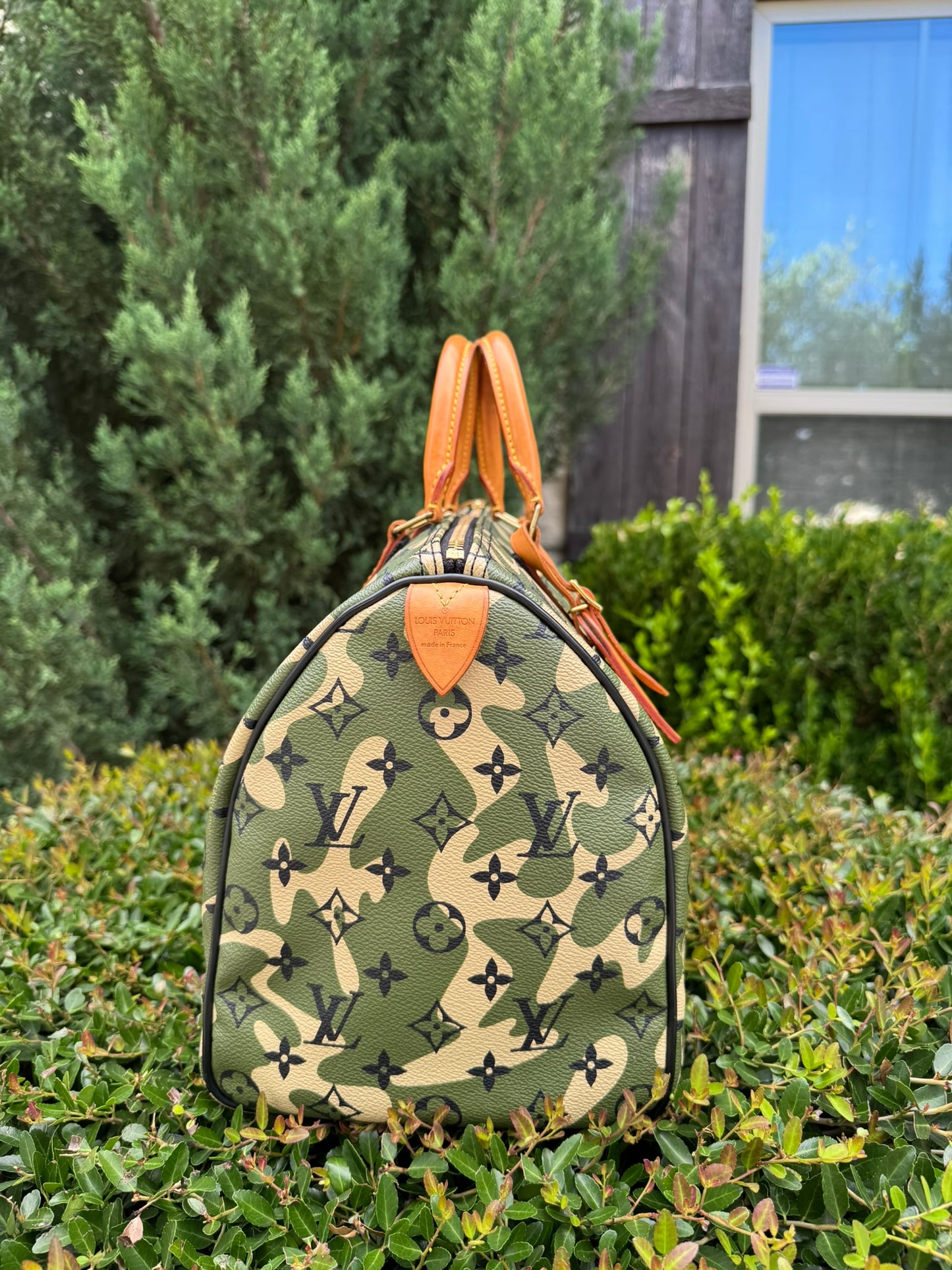 Louis Vuitton Speedy 35 in Monogramouflage Limited Edition