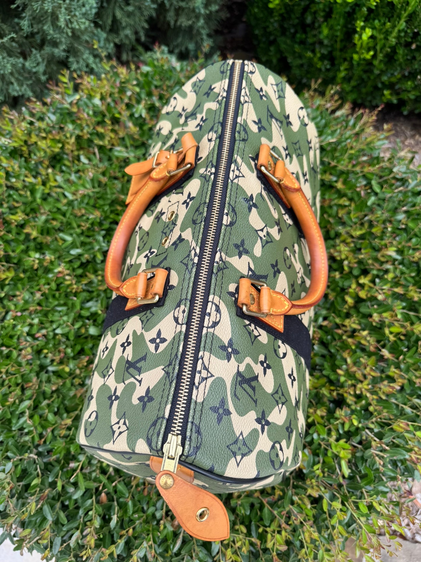 Louis Vuitton Speedy 35 in Monogramouflage Limited Edition