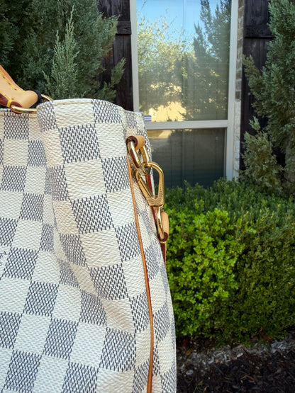 Louis Vuitton Soffi – Monogram Canvas
