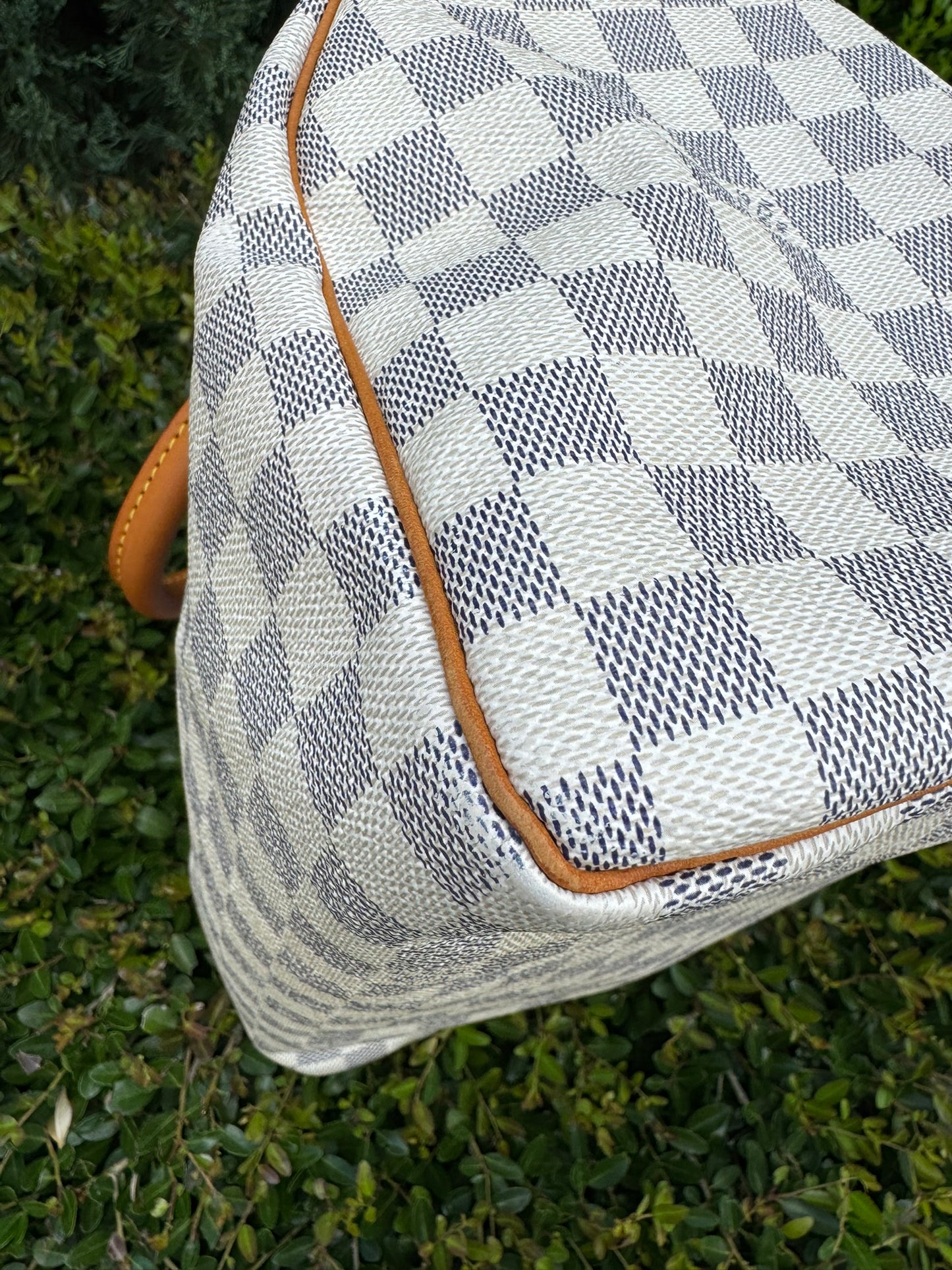 Louis Vuitton Speedy 30 in Damier Azur Canvas