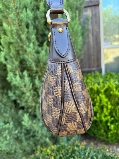 Louis Vuitton Thames PM in Damier Ebene Canvas