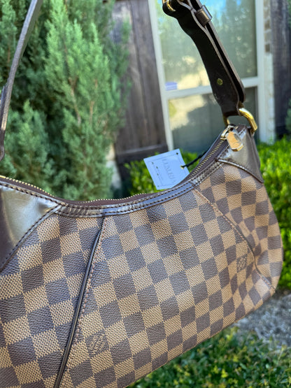 Louis Vuitton Thames PM in Damier Ebene Canvas