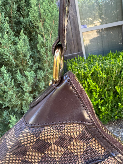 Louis Vuitton Thames PM in Damier Ebene Canvas
