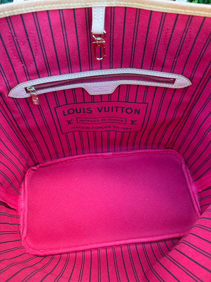Louis Vuitton Neverfull MM in Monogram Canvas with Cerise Interior
