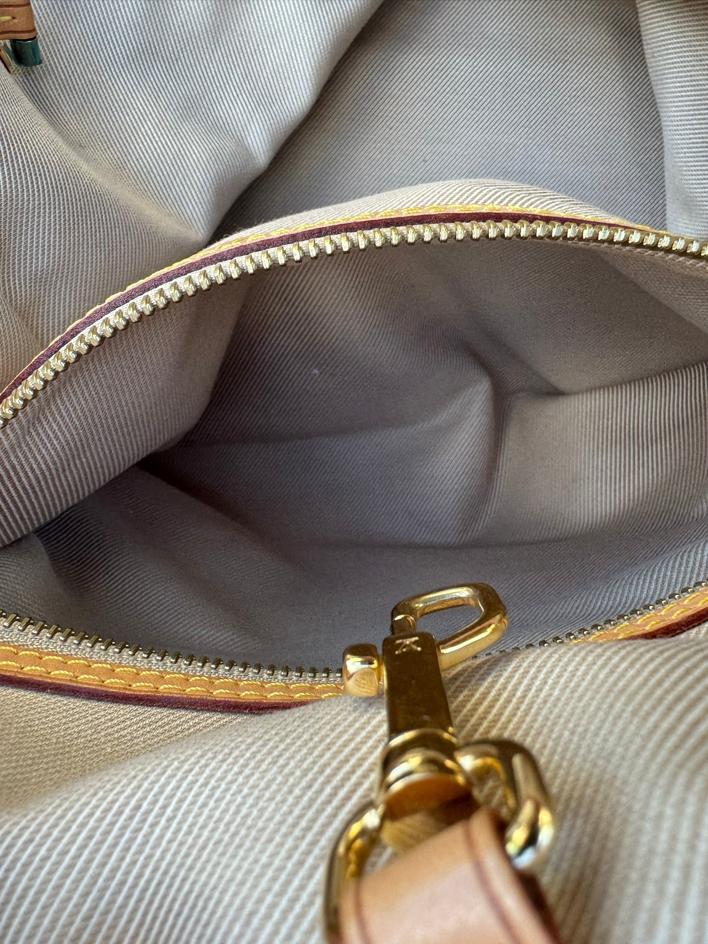 Louis Vuitton Neverfull MM in Pink Monogram Stone Washed Denim