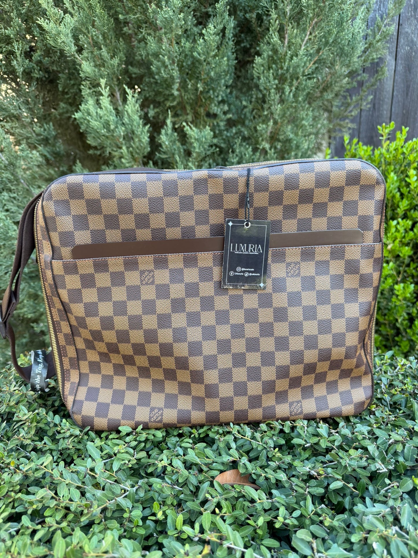 Louis Vuitton Dorsoduro Laptop Briefcase in Monogram Canvas