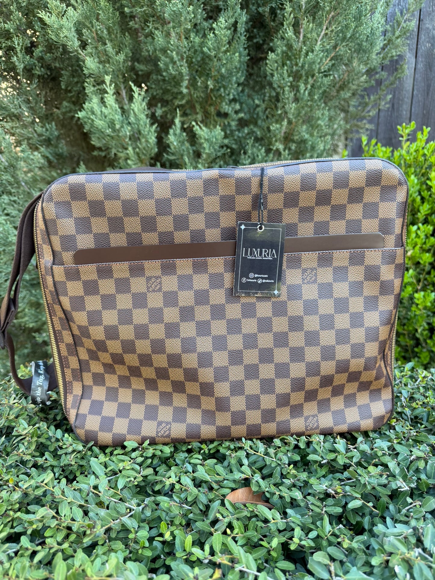 Louis Vuitton Dorsoduro Laptop Briefcase in Monogram Canvas