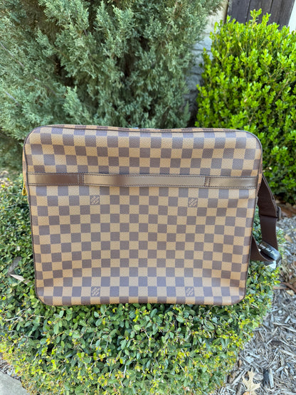 Louis Vuitton Dorsoduro Laptop Briefcase in Monogram Canvas