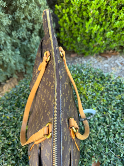 Louis Vuitton Totally GM in Monogram Canvas