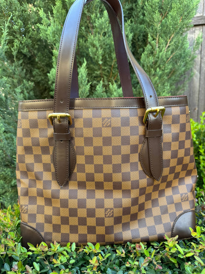 Louis Vuitton Hampstead MM in Damier Ebene Canvas