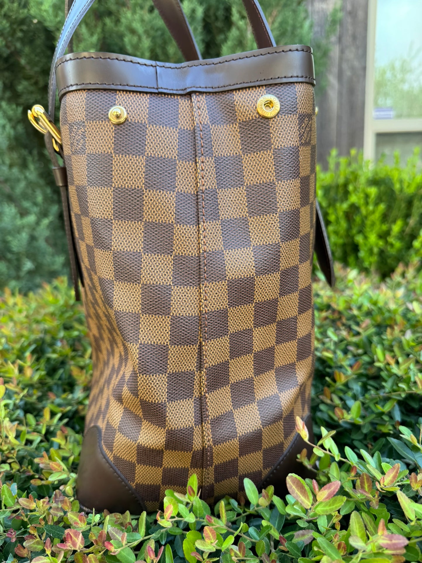 Louis Vuitton Hampstead MM in Damier Ebene Canvas