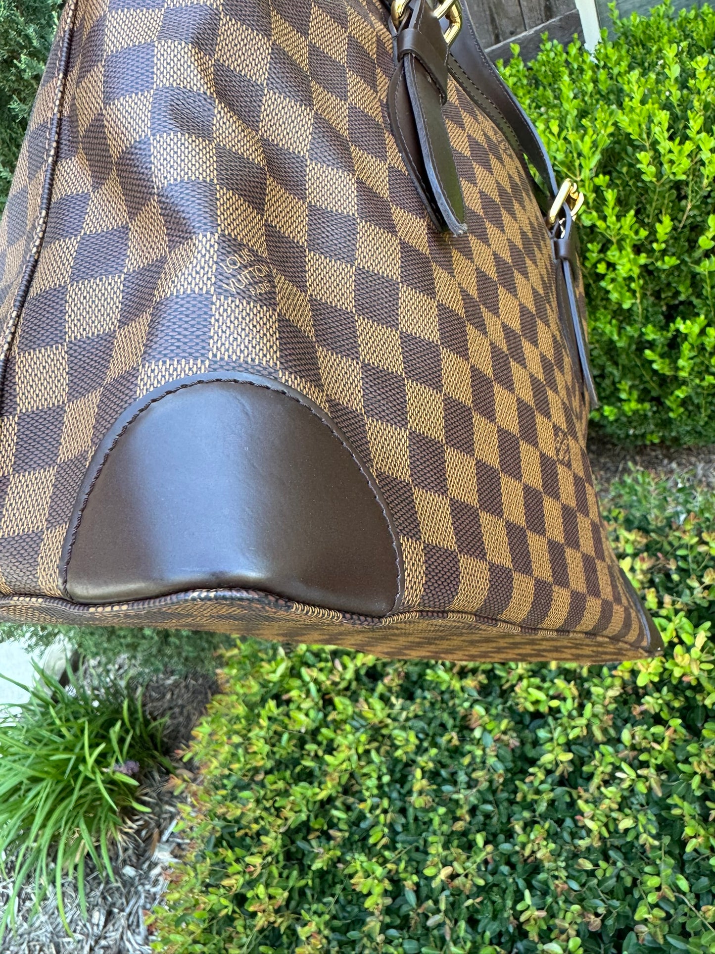 Louis Vuitton Hampstead MM in Damier Ebene Canvas