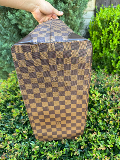 Louis Vuitton Hampstead MM in Damier Ebene Canvas