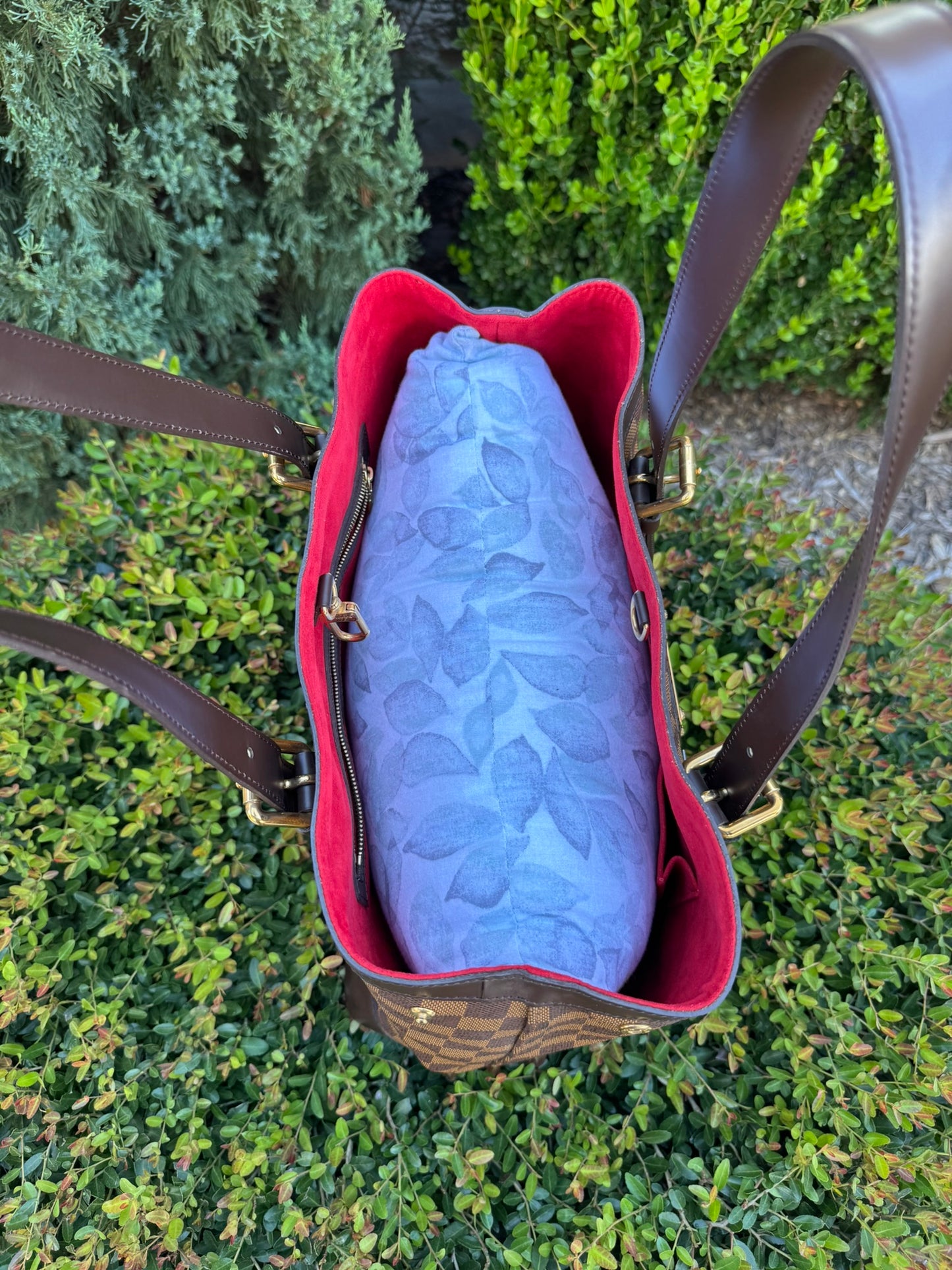 Louis Vuitton Hampstead MM in Damier Ebene Canvas