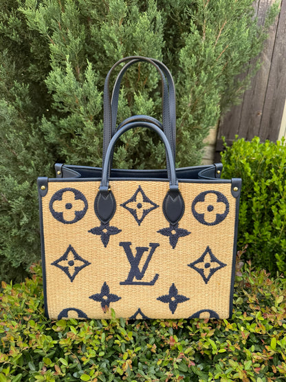 Louis Vuitton OnTheGo MM in Blue Raffia Canvas