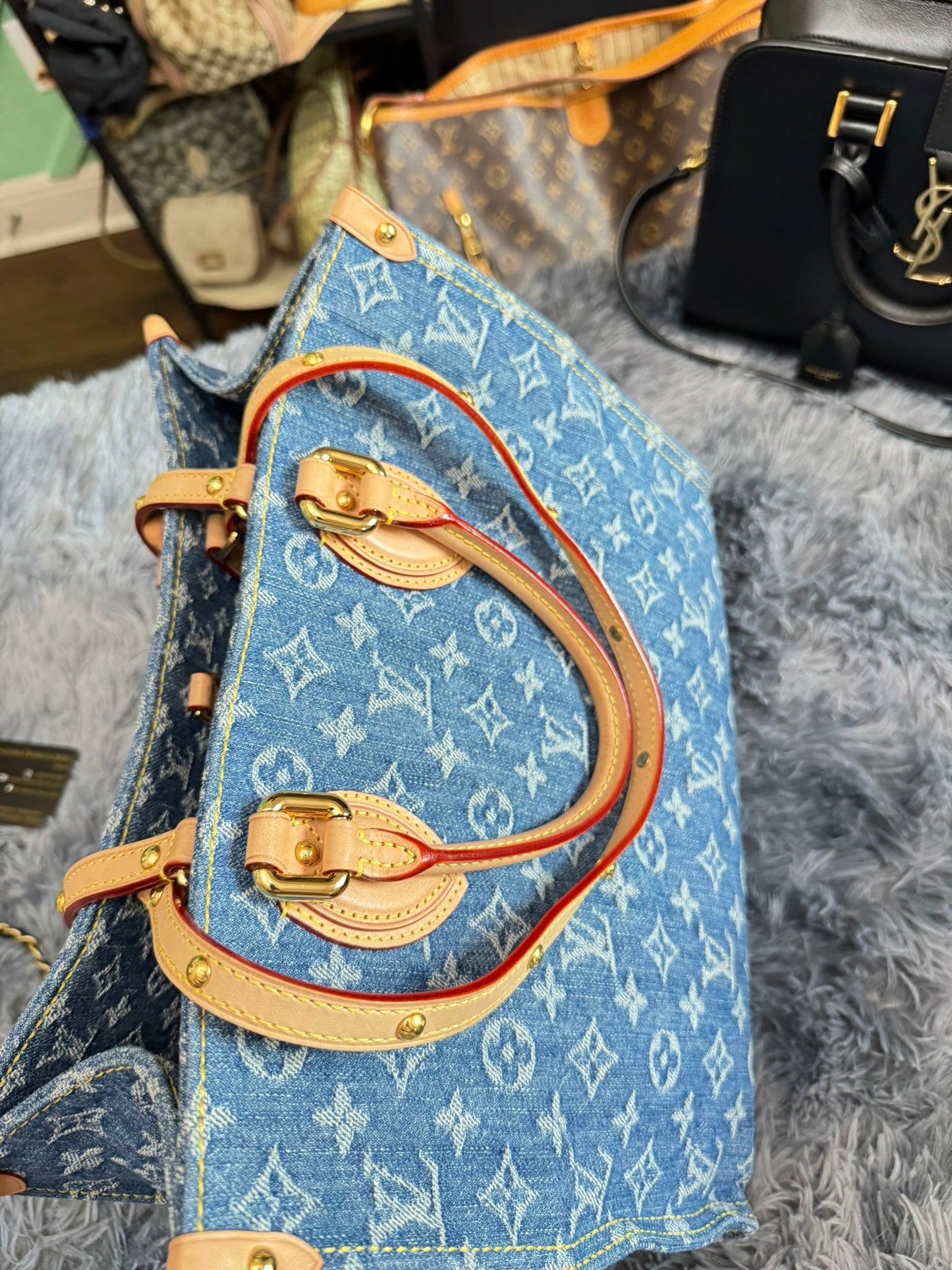 Louis Vuitton OnTheGo MM in Blue Denim Jacquard Monogram