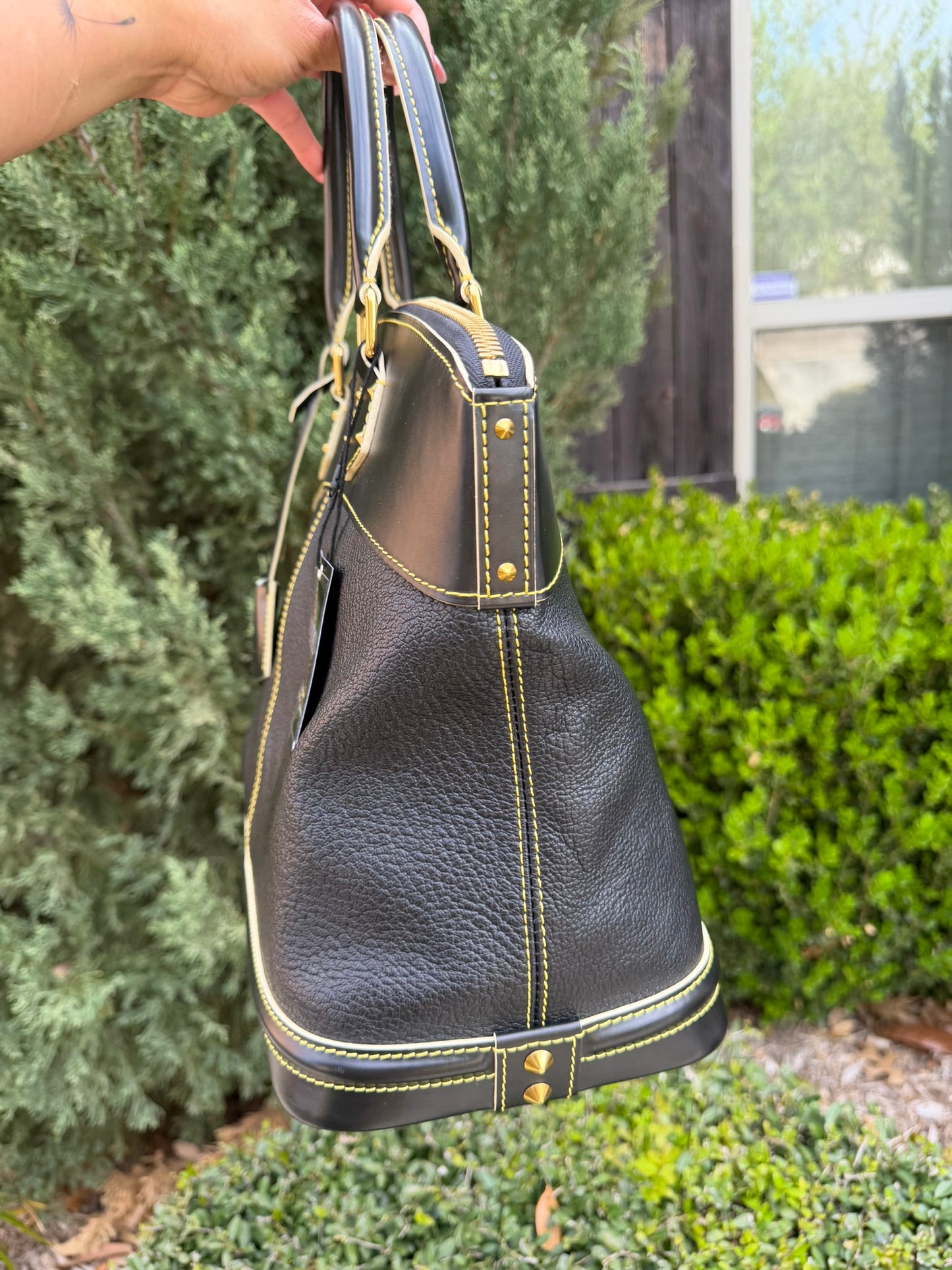 Louis Vuitton Suhali Lockit Tote – Leather