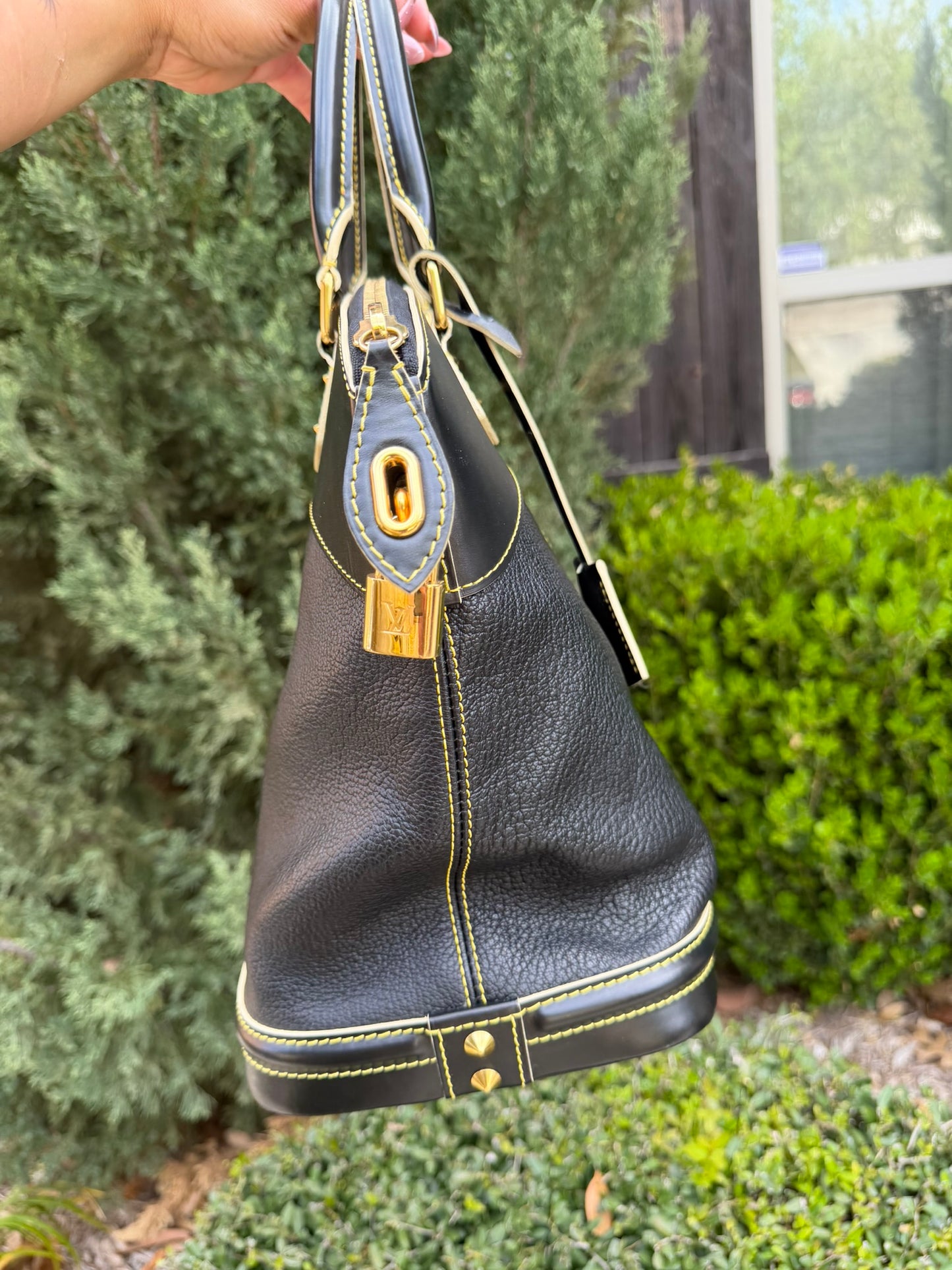 Louis Vuitton Suhali Lockit Tote – Leather