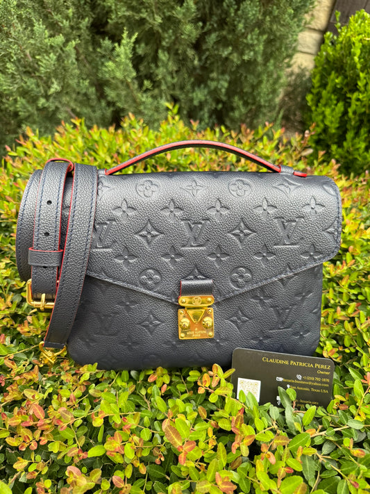 Louis Vuitton Pochette Métis in Marine Rouge Empreinte Leather