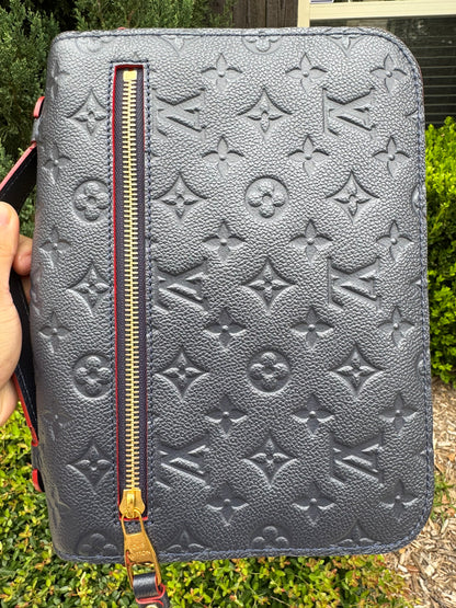 Louis Vuitton Pochette Métis in Marine Rouge Empreinte Leather