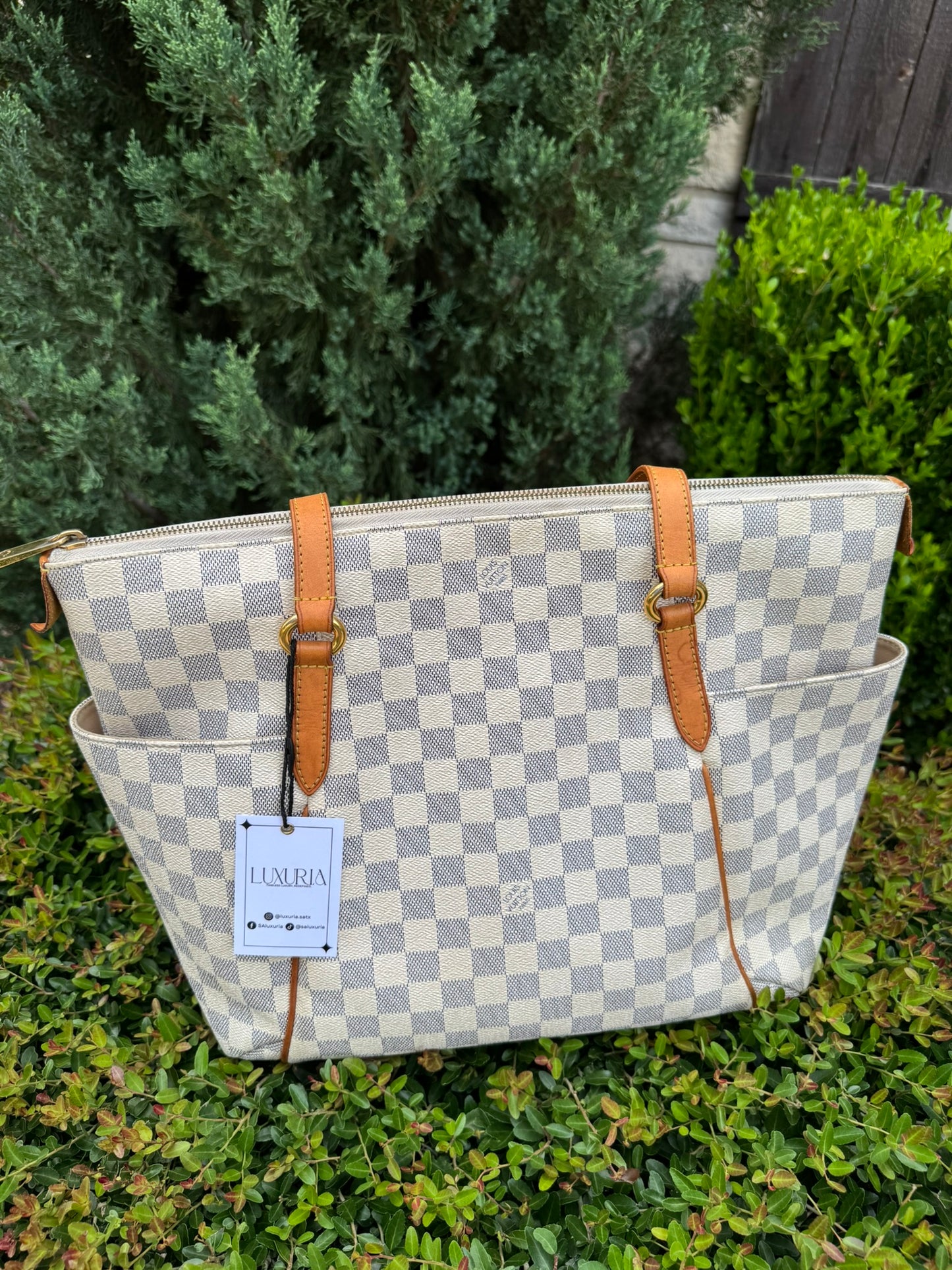 Louis Vuitton Totally MM Azur