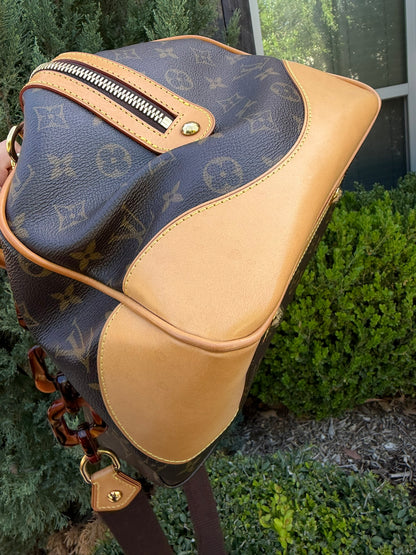 Louis Vuitton Stephen Bag – Limited Edition Monogram Canvas