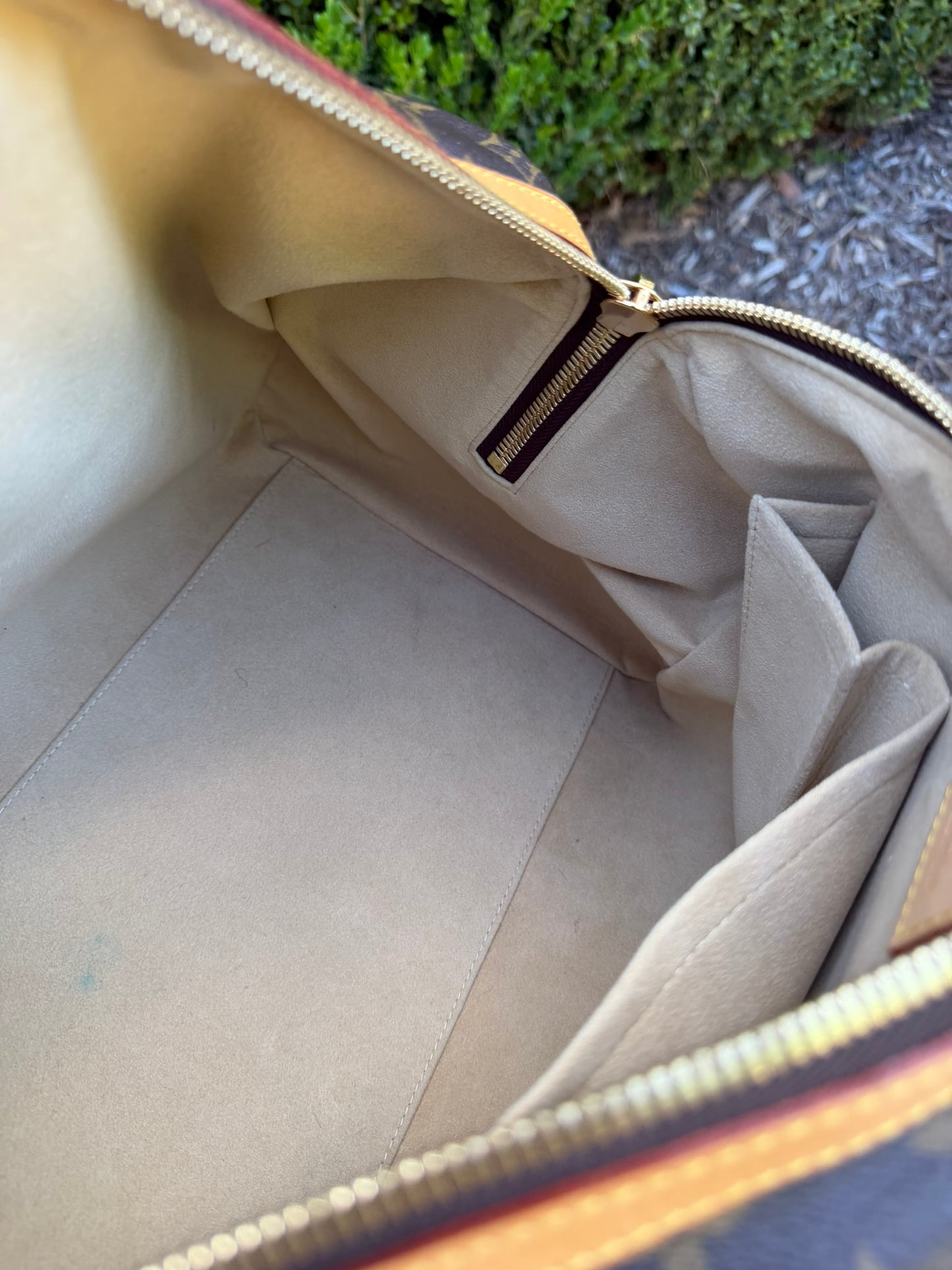 Louis Vuitton Stephen Bag – Limited Edition Monogram Canvas