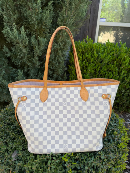 Louis Vuitton Neverfull MM – Damier Azur with Wristlet