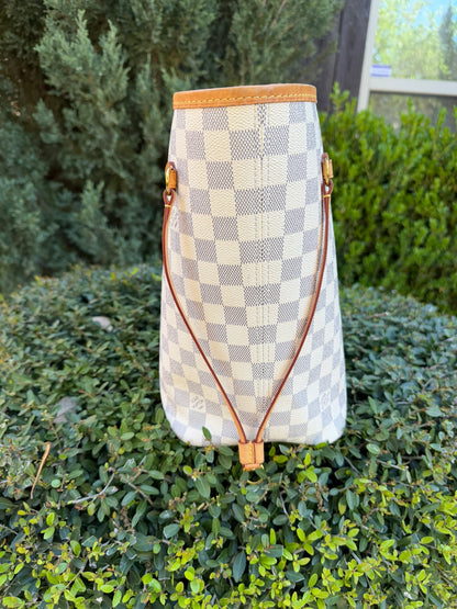Louis Vuitton Neverfull MM – Damier Azur with Wristlet