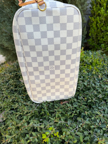 Louis Vuitton Neverfull MM – Damier Azur with Wristlet