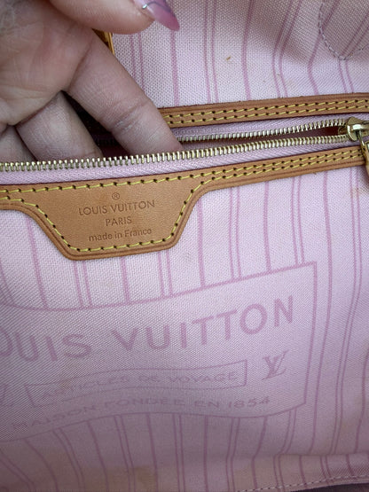 Louis Vuitton Neverfull MM – Damier Azur with Wristlet