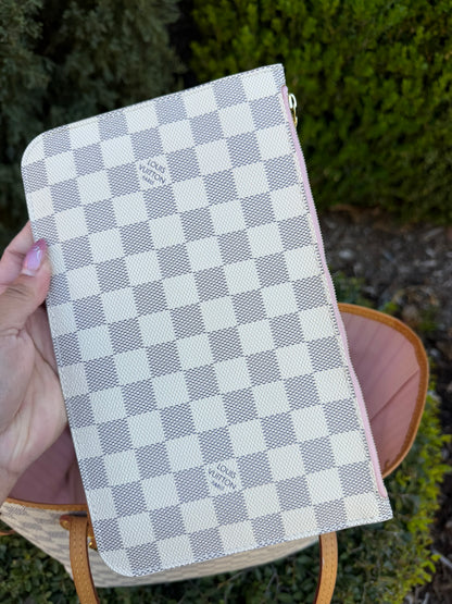 Louis Vuitton Neverfull MM – Damier Azur with Wristlet