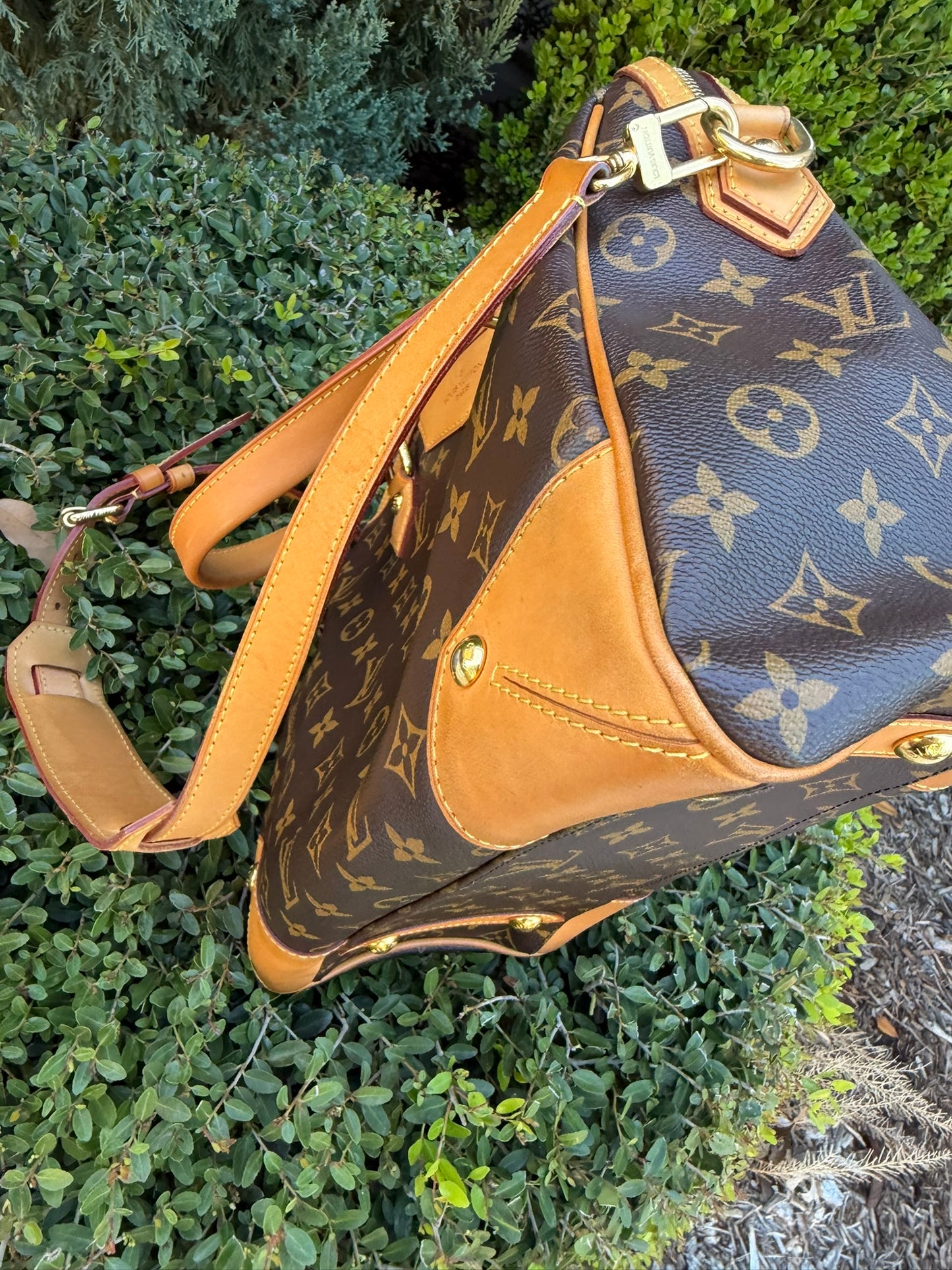 Louis Vuitton Retiro PM – Monogram Canvas