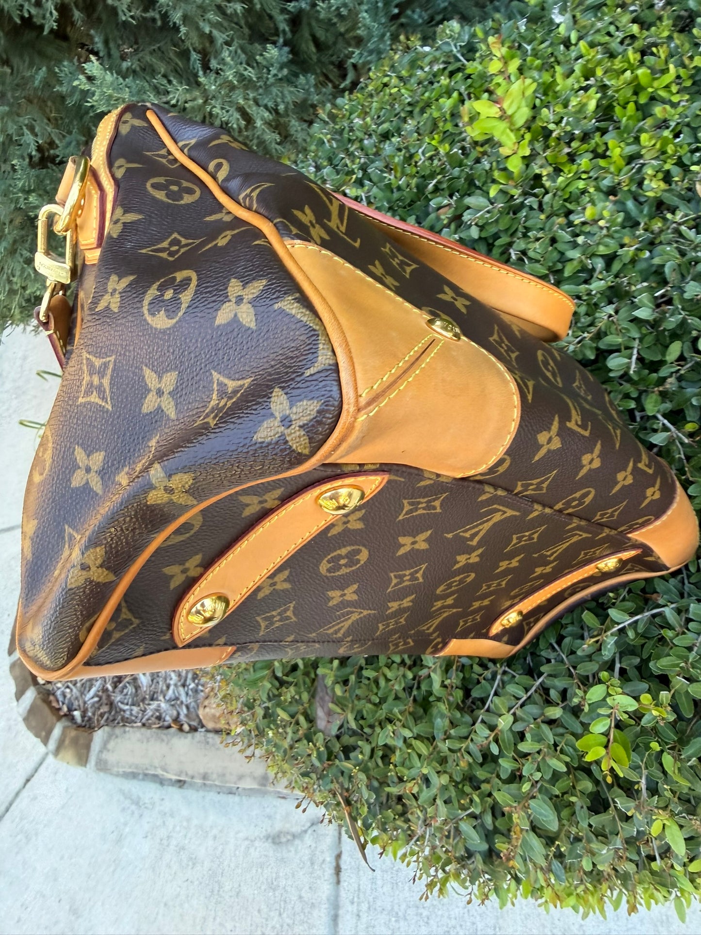 Louis Vuitton Retiro PM – Monogram Canvas