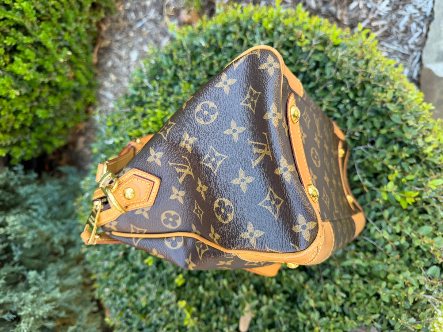 Louis Vuitton Retiro PM – Monogram Canvas