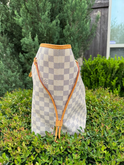Louis Vuitton Neverfull GM in Damier Azur Canvas
