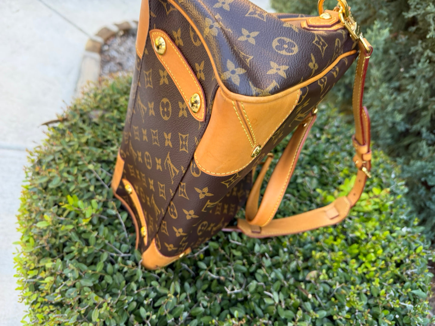 Louis Vuitton Retiro PM – Monogram Canvas
