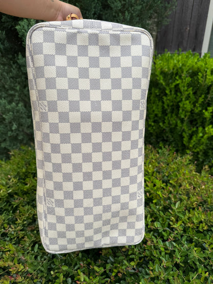 Louis Vuitton Neverfull GM in Damier Azur Canvas