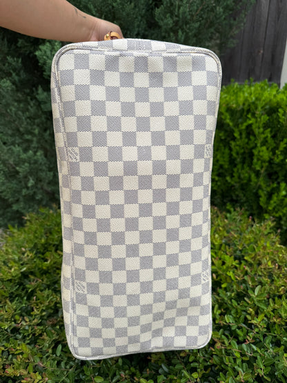 Louis Vuitton Neverfull GM in Damier Azur Canvas