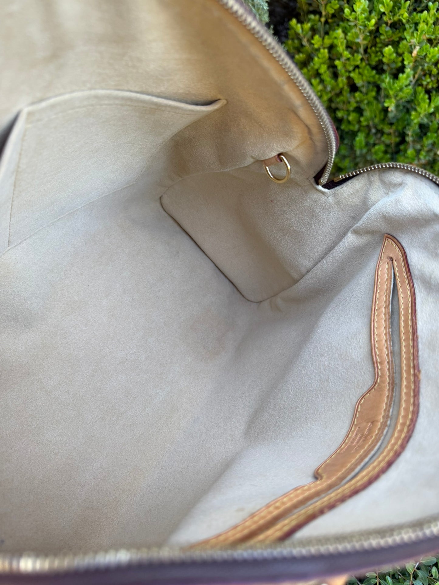 Louis Vuitton Retiro PM – Monogram Canvas